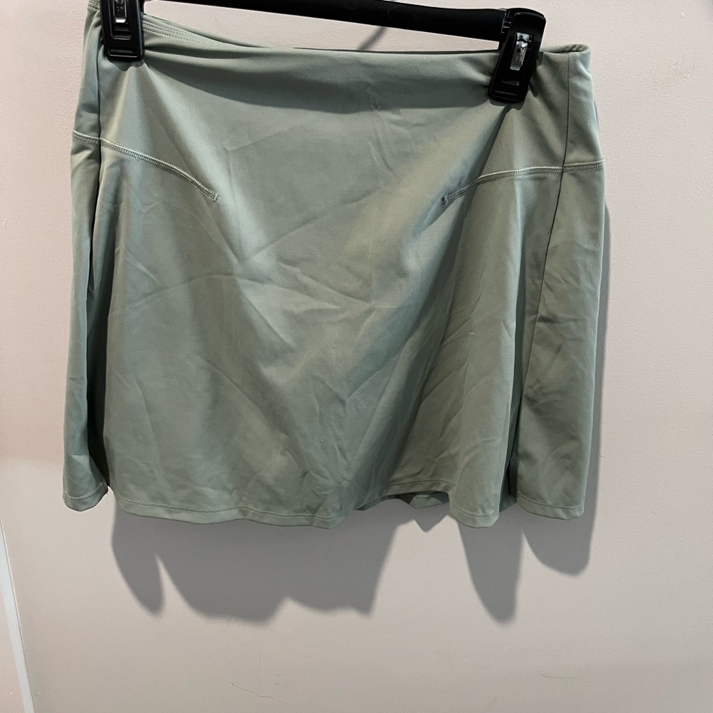 Old Navy Women's Powersoft Extra High Rise Skort in Soft Sage Green